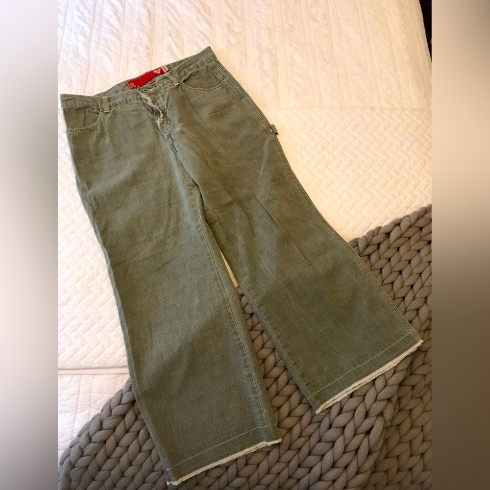 GUESS Green Painters Jeans - Cropped sz 30